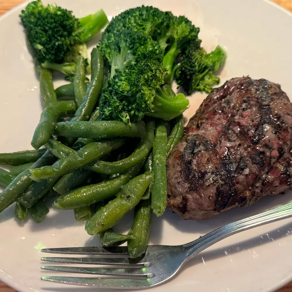 Free Applebees Entree