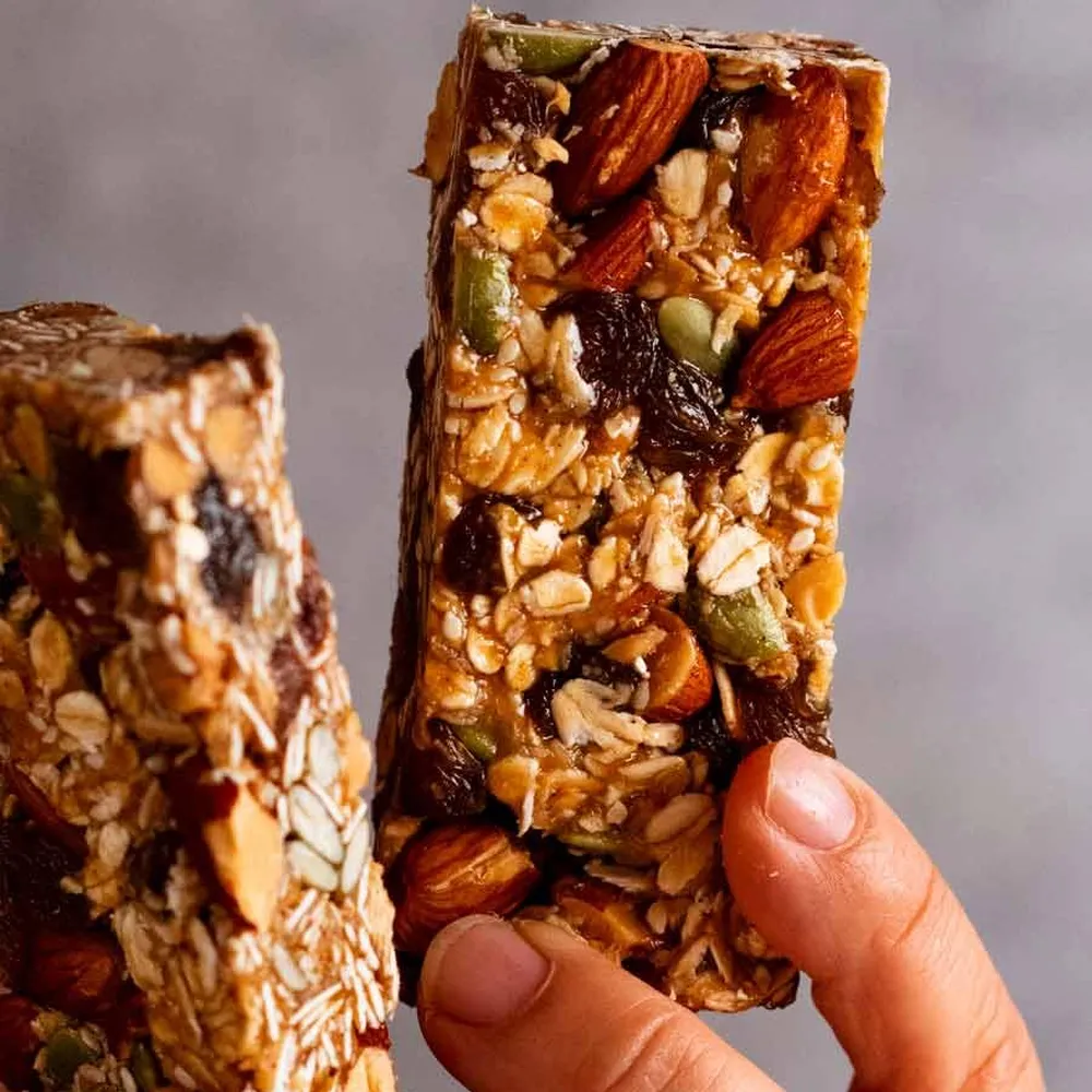 Free Bowl & Basket Crunchy Granola Bar