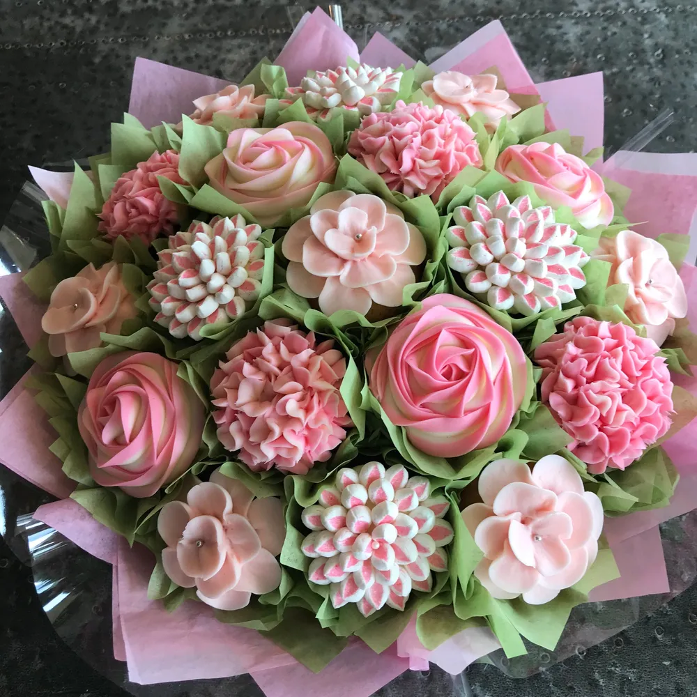 Free Edible Arrangements Cupcake