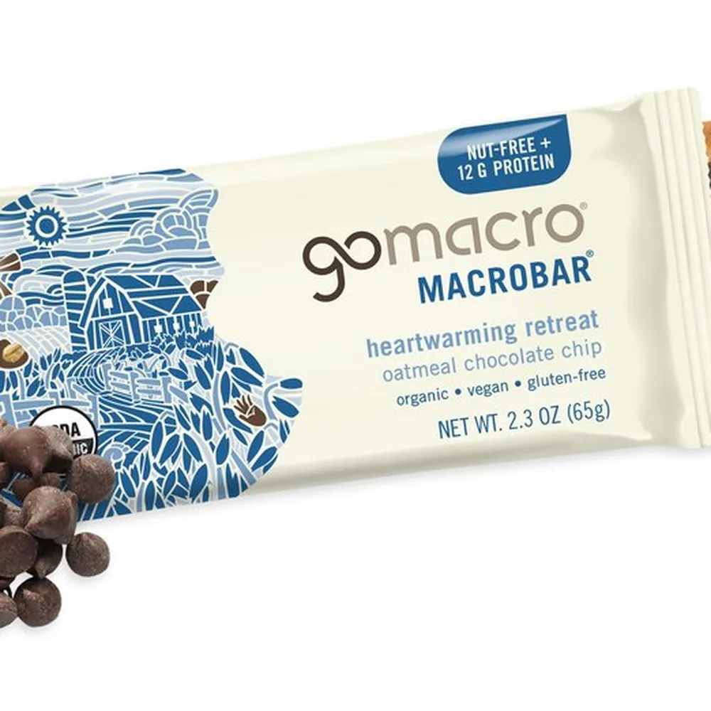 Free Gomacro Oatmeal Chocolate Chip Protein Bar