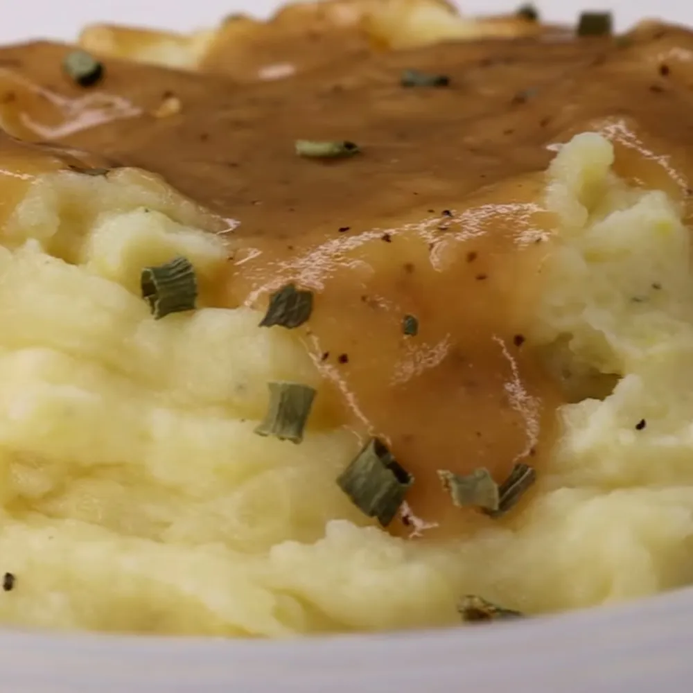Free Lee's Famous Recipe Mashed Potatoes
